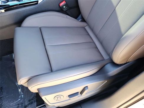 New 2025 Audi Q5 2.0T Premium Plus image 24