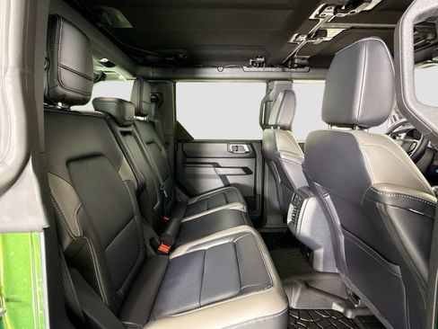 Used 2025 Ford Bronco Outer Banks AWD/4WD image 15