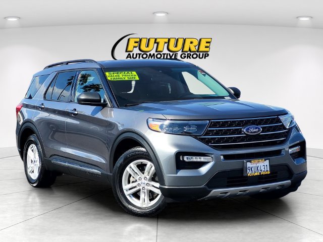 Certified 2023 Ford Explorer XLT w/ Equipment Group 202A RWD image 1