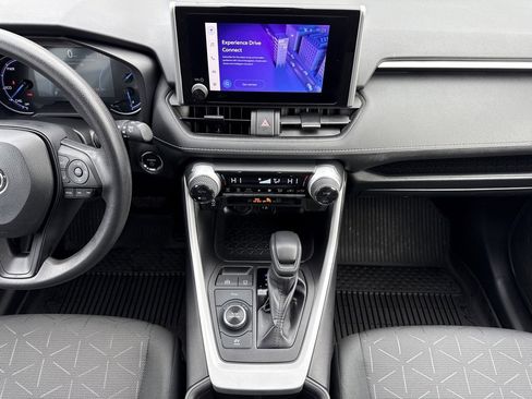 Used 2024 Toyota RAV4 XLE image 19