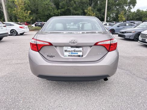 Used 2015 Toyota Corolla LE FWD image 5