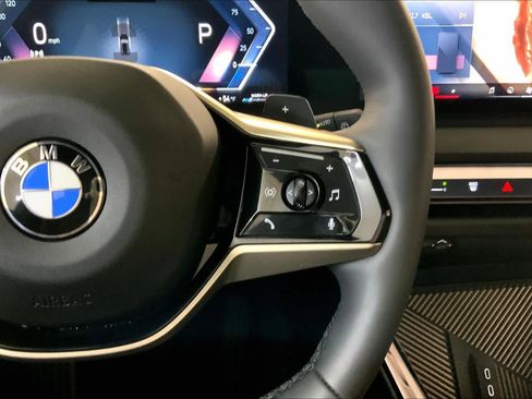 Used 2025 BMW X3 xDrive30i w/ Premium Package image 24