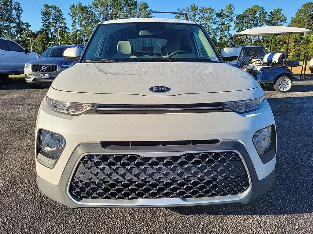 Used 2020 Kia Soul LX FWD image 2