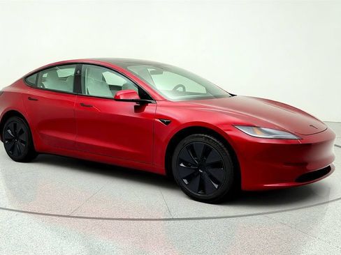 Used 2026 Tesla Model 3 RWD image 3