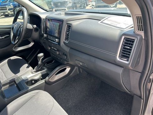 Certified 2023 Nissan Frontier SV w/ SV Convenience Package RWD image 43