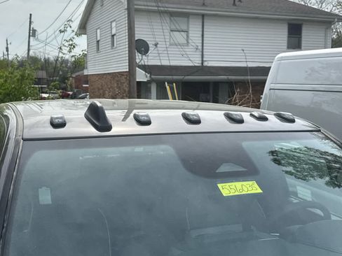 New 2025 RAM 2500 Laramie image 9