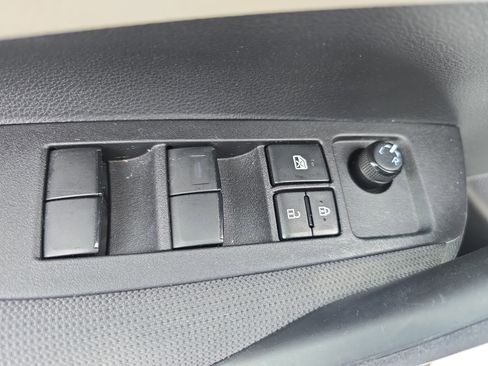 Used 2024 Toyota Corolla LE image 28