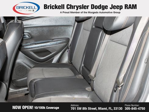 Used 2019 Chevrolet Trax LT w/ LT Convenience Package image 16