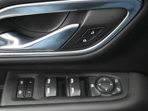 Used 2021 Chevrolet Tahoe Z71 w/ Rear Media and Nav Package image 24