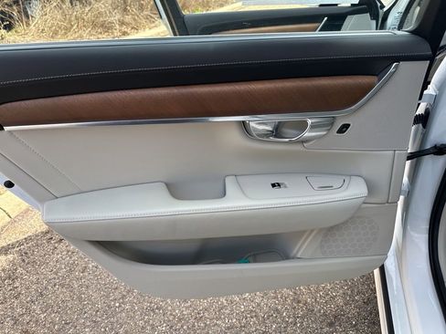 Used 2020 Volvo S90 T6 Inscription w/ Protection Package Premier AWD/4WD image 35