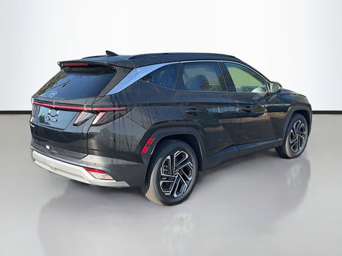 New 2026 Hyundai Tucson Limited image 3