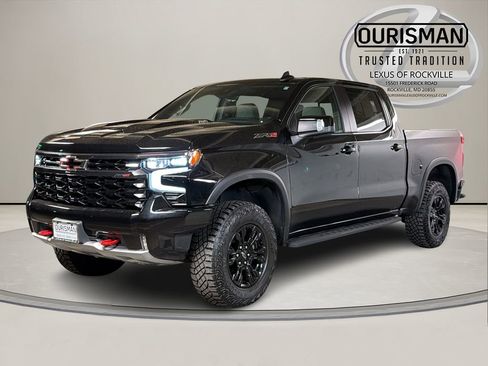 Used 2023 Chevrolet Silverado 1500 ZR2 w/ Technology Package AWD/4WD image 2
