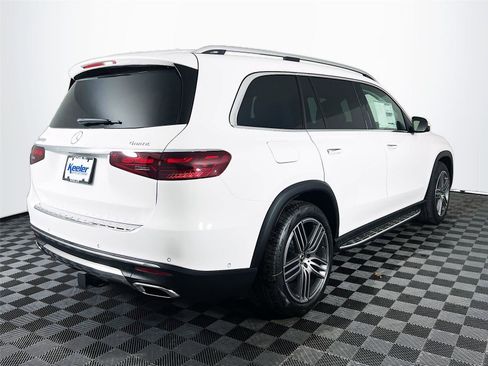New 2026 Mercedes-Benz GLS 450 4MATIC image 6