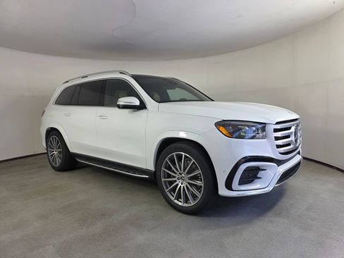 New 2026 Mercedes-Benz GLS 450 4MATIC image 1