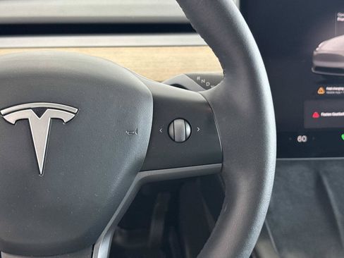 Used 2023 Tesla Model Y Long Range AWD/4WD image 20