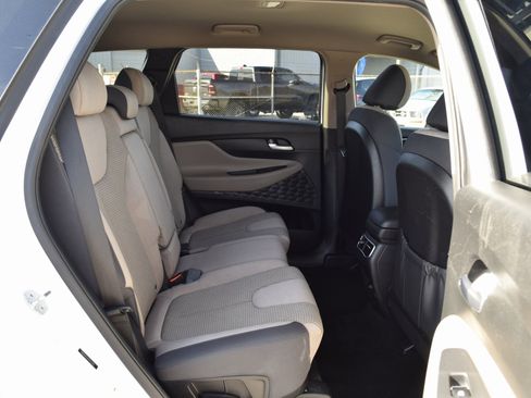 Used 2023 Hyundai Santa Fe SE image 22