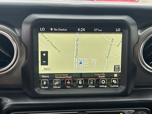 Used 2021 Jeep Gladiator Overland image 28