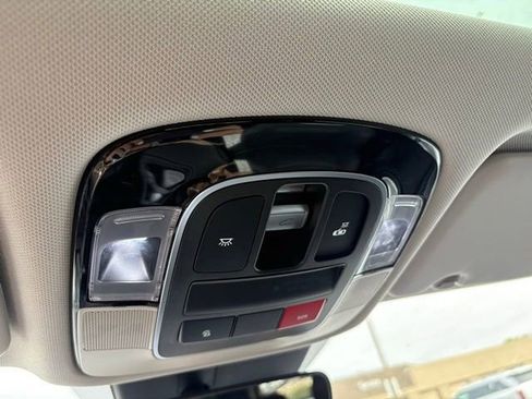 Used 2023 Hyundai Tucson Limited AWD/4WD image 15