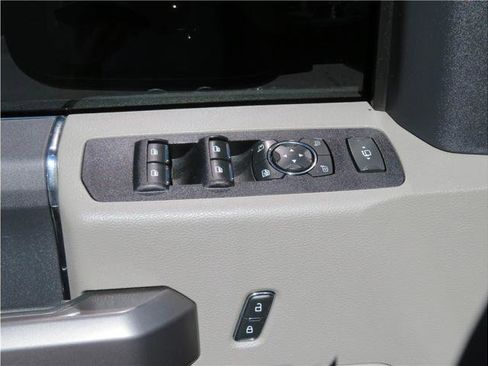 Used 2022 Ford F250 XLT w/ XLT Value Package AWD/4WD image 25