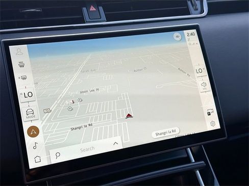 Used 2024 Land Rover Range Rover Evoque Dynamic SE image 34