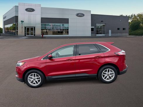 Used 2024 Ford Edge SEL AWD/4WD image 7