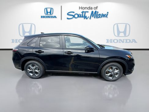 New 2027 Honda HR-V LX image 8