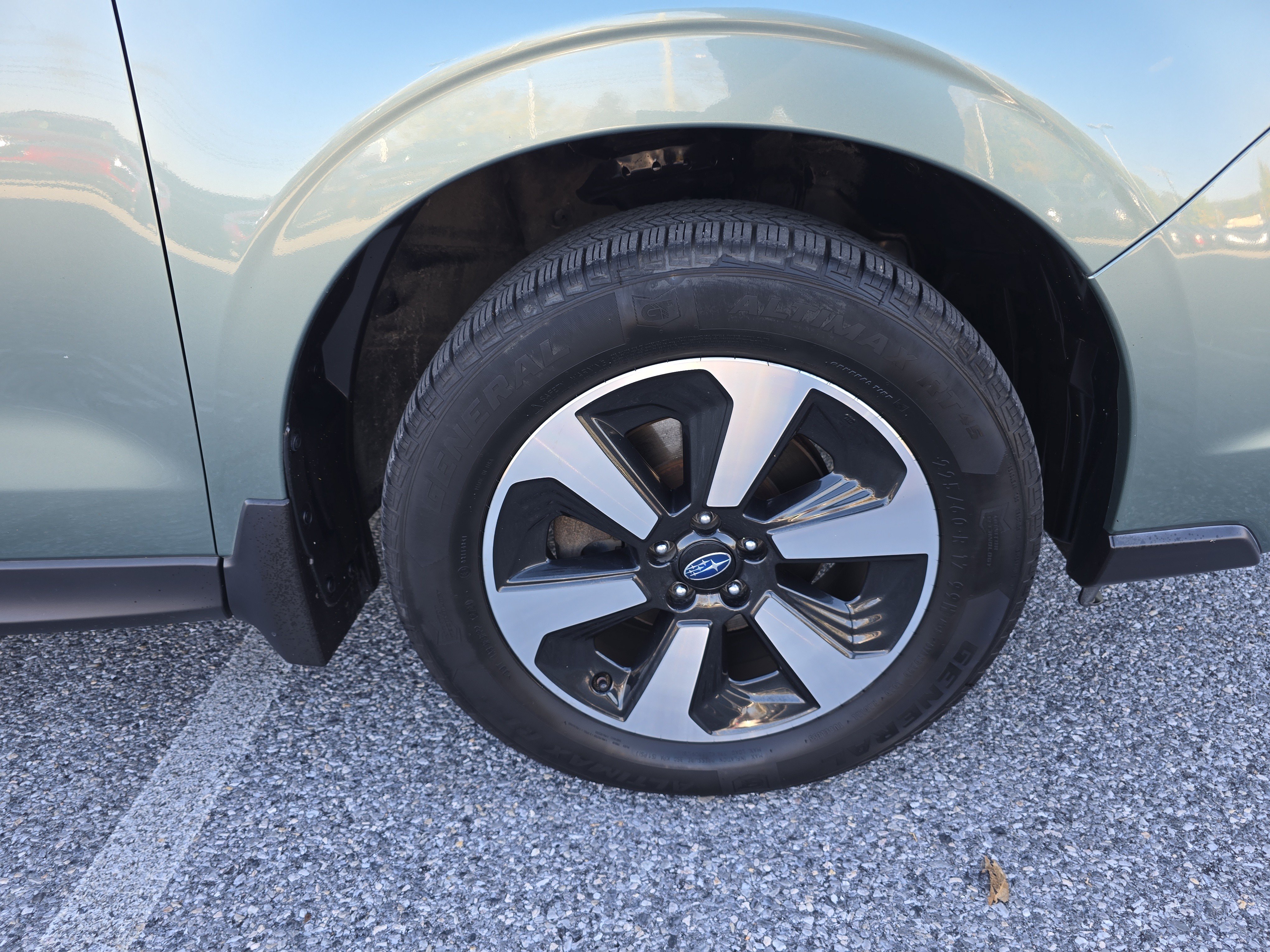 Used 2018 Subaru Forester 2.5i Premium AWD/4WD image 29