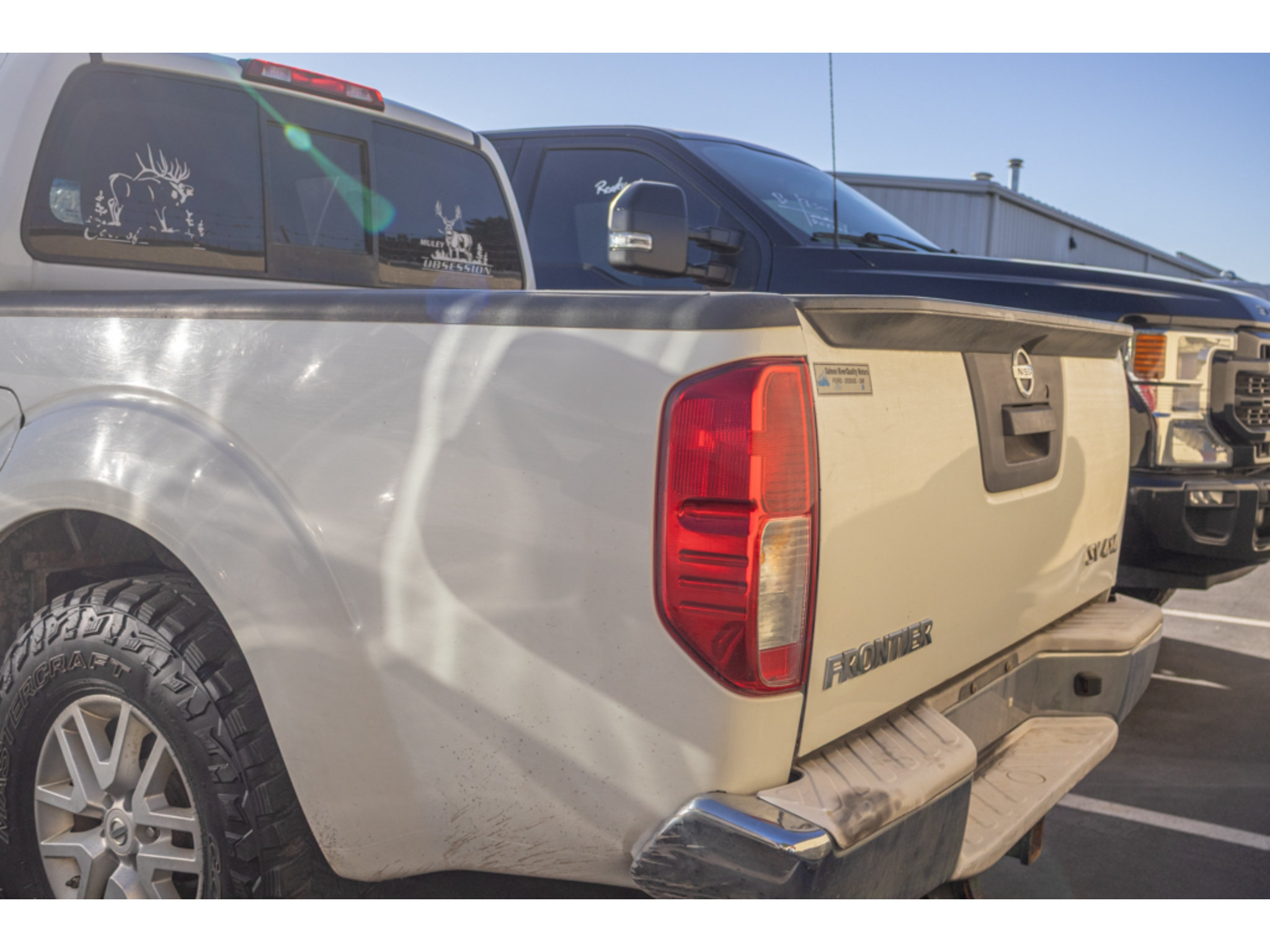 Used 2016 Nissan Frontier SV AWD/4WD image 5