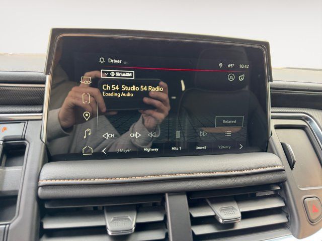 Used 2024 GMC Yukon XL AT4 w/ Max Trailering Package AWD/4WD image 15
