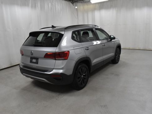 Used 2024 Volkswagen Taos S image 5