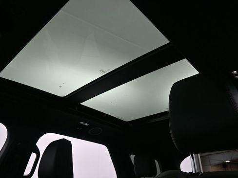 Used 2025 Ford Explorer ST w/ Sun And Sound Package image 16