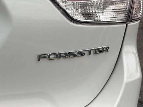 Certified 2023 Subaru Forester image 13