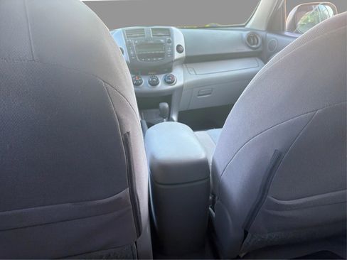Used 2006 Toyota RAV4 4WD image 21