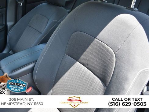 Used 2025 Nissan Altima 2.5 SV FWD image 11