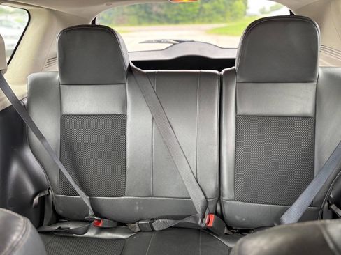 Used 2014 Jeep Compass Latitude image 28