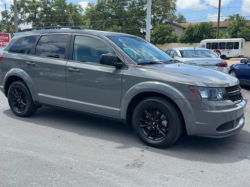 Used 2020 Dodge Journey SE w/ Blacktop Package FWD image 7