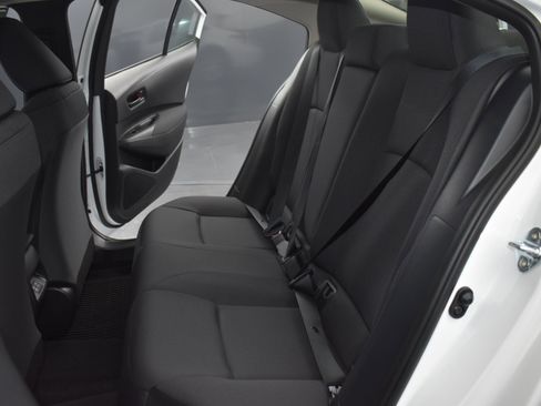 Used 2025 Toyota Corolla LE image 23