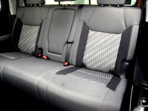 Used 2021 Toyota Tundra SR5 w/ SR5 Upgrade Package AWD/4WD image 12