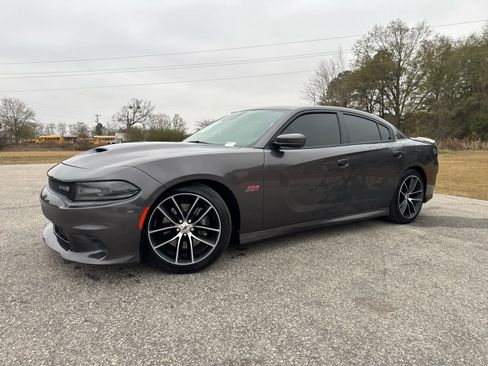 Used 2018 Dodge Charger R/T Scat Pack w/ Driver Confidence Group image 3