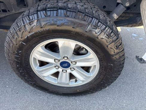 Used 2020 Ford F150 XLT w/ Equipment Group 302A Luxury RWD image 7