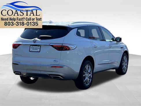 Used 2022 Buick Enclave Premium FWD image 13
