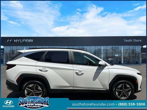 Certified 2025 Hyundai Tucson SEL AWD/4WD image 5