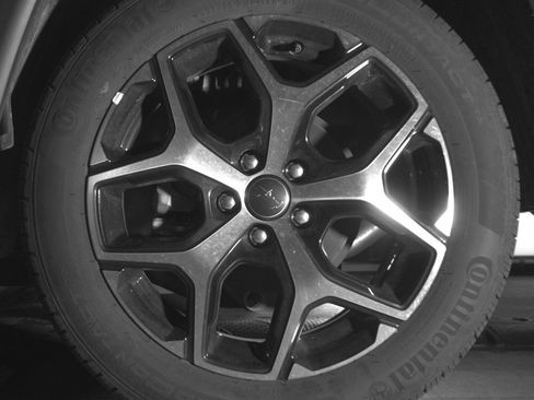 Used 2025 Jeep Compass Limited image 14