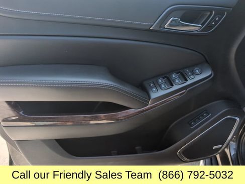 Used 2019 GMC Yukon SLT w/ Open Road Package AWD/4WD image 13