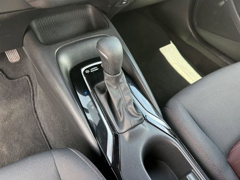 Used 2024 Toyota Corolla SE FWD image 21