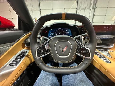 Used 2025 Chevrolet Corvette Stingray Preferred Conv image 16