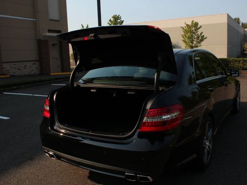 Used 2010 Mercedes-Benz E 63 AMG Sedan image 41