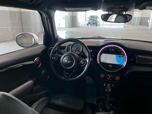 Used 2017 MINI Cooper S image 40