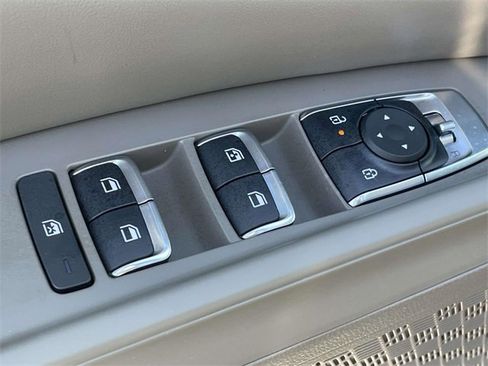 New 2026 Kia Carnival LXS image 27