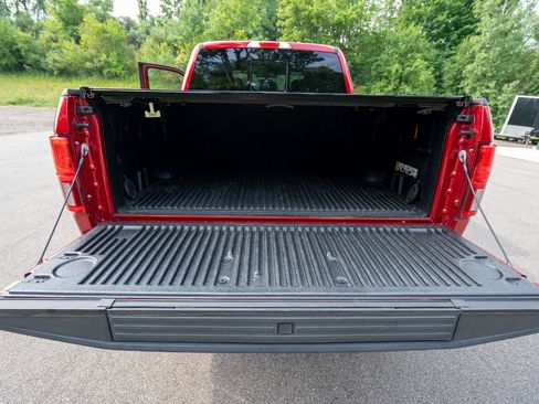 Used 2020 Ford F150 Lariat w/ Equipment Group 502A Luxury AWD/4WD image 28